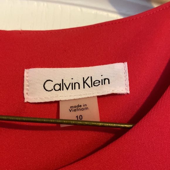 Calvin Klein - Picture 3 of 3